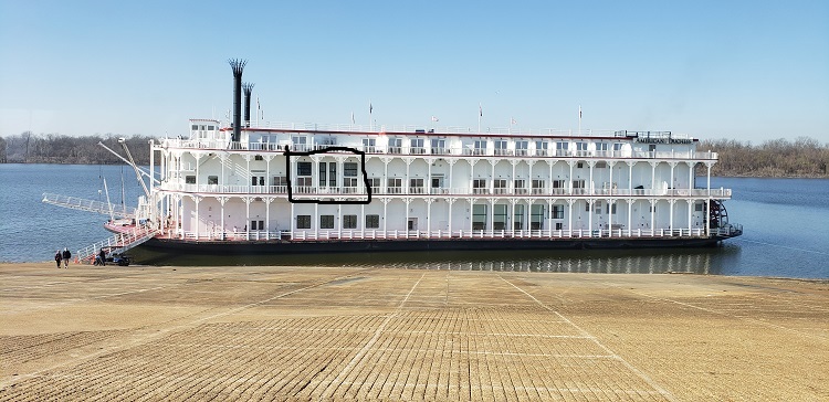 Exterior view with highlighted circling of two adjacent Loft Suites from an exterior view.