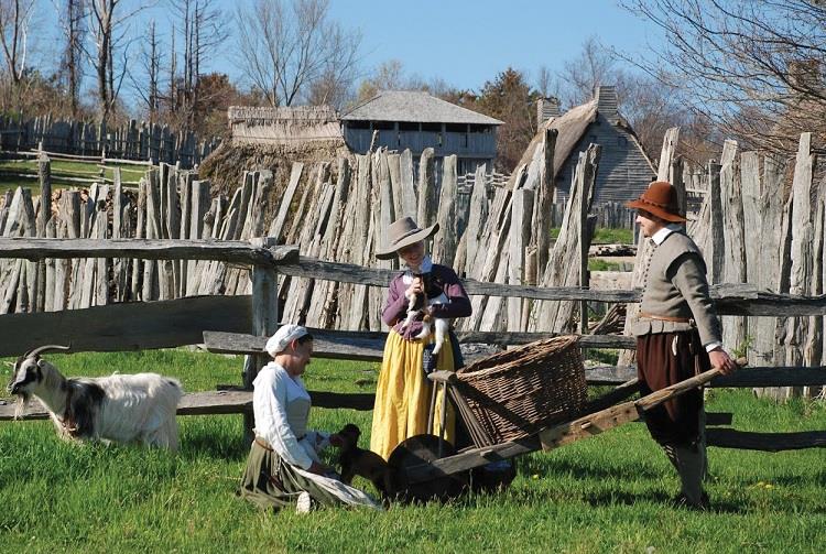 Plimoth Patuxet features costumed interpretors. Photo by Tauck Creative. 