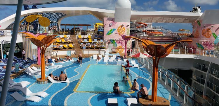 Relaxing adult pool area on Wonder of the Seas. Photo by Susan J. Young.