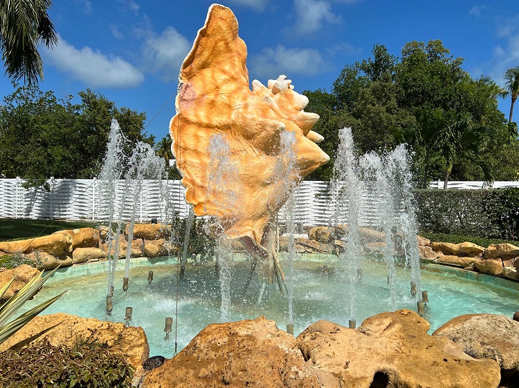 Giant conch shell out front of Theater of the Seas, near Mile Marker 84.4 in the Florida Keys. Photo by Bill Kress.