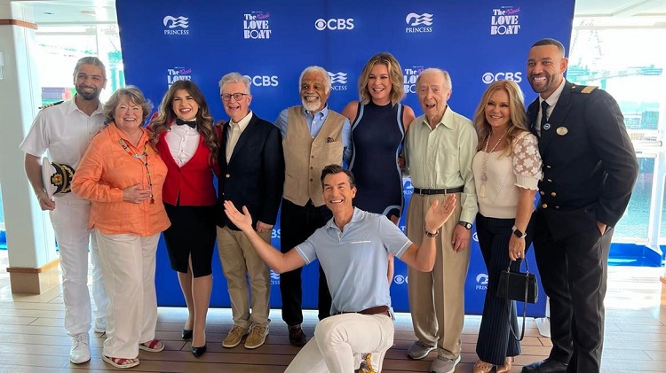 The original cast of "The Love Boat" met up with the new cast and hosts of "The Real Love Boat" last Saturday in Los Angeles. Photo by Mike Masino.