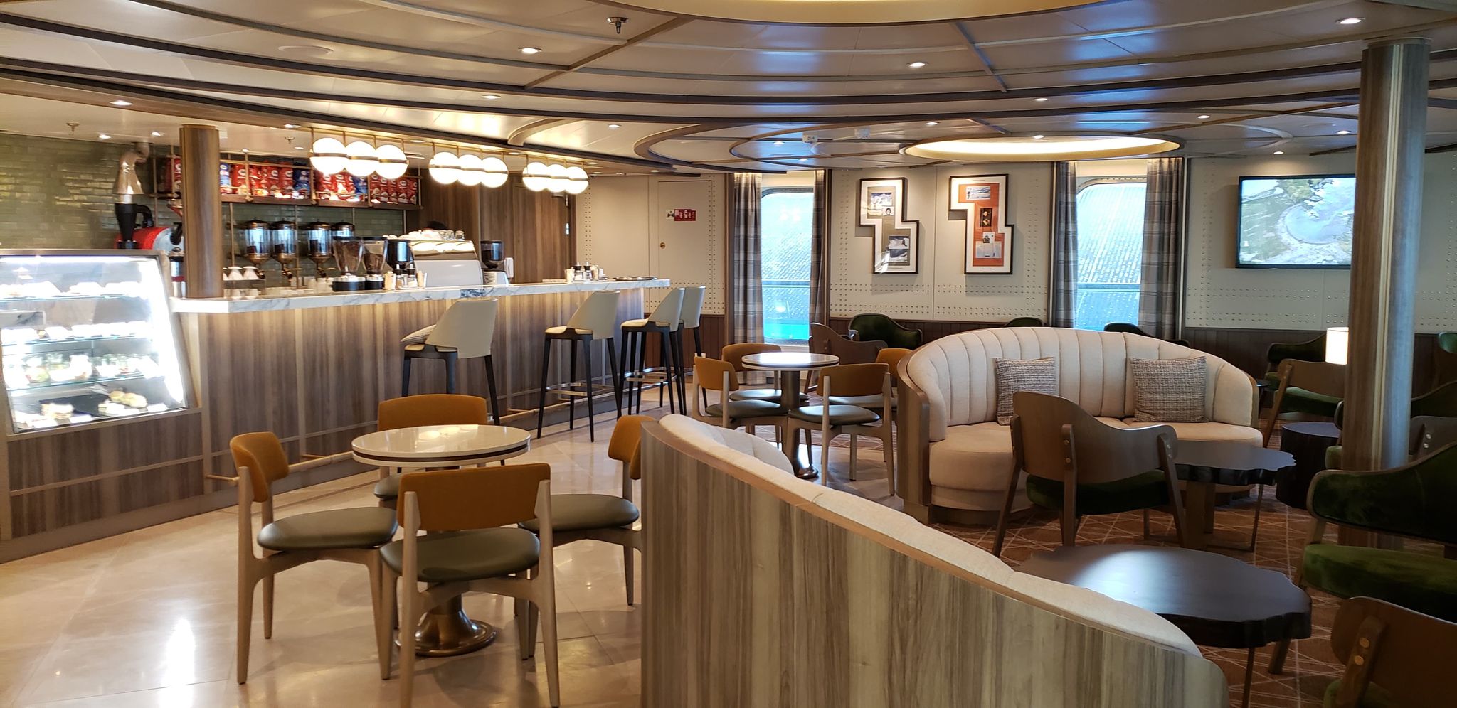 Seabourn Square on Seabourn Venture is a spacious gathering area. Photo by Susan J. Young