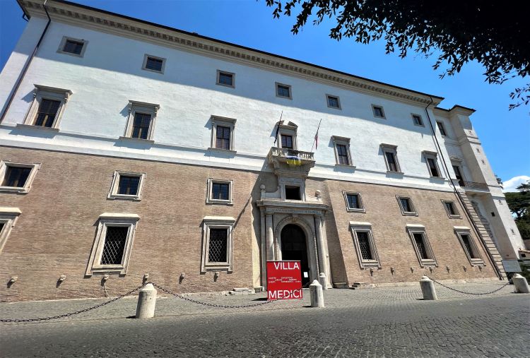 The Villa Medeci in Rome. Photo by Anita Dunham-Potter.