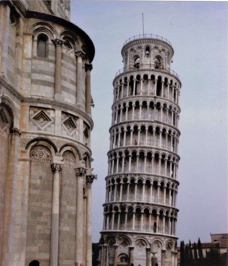 Leaning Tower of Pisa. Photo by Susan J. Young.