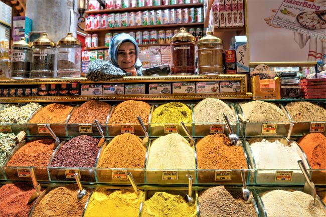 The Egyptian Bazaar, better known as the Spice Market, is a cornucopia of bright spices. Photo courtesy of GoTurkiye. 