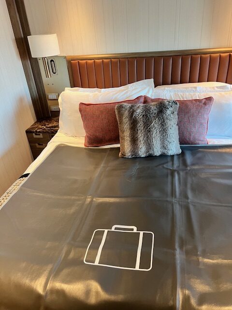 Seabourn Venture has Veranda Suites with a queen bed that can be split into two twin beds. Photo by Erin Conner. 