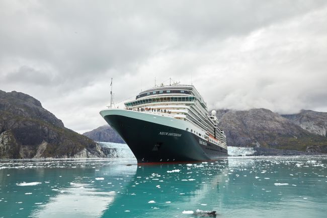 Nieuw Amsterdam is shown in Alaska. Holland America is offering a new cruise experience -- an Alaska, Yukon and Denali cruisetour on the ship in 2026. Photo by Holland America Line. 