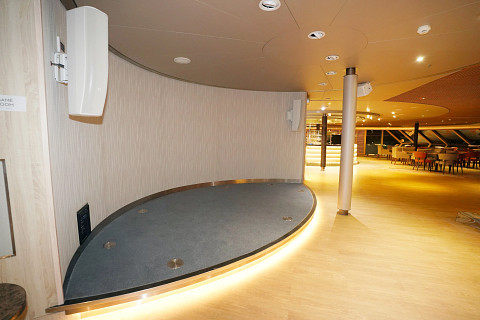 New stage in the Crow's Nest of Holland America's Zuiderdam. Photo by Holland America Line. 